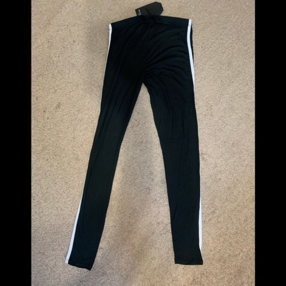 Nasty Gal Stripe High Waisted Leggings size Medium - Picture 10 of 12